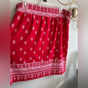 XL red/white skirt